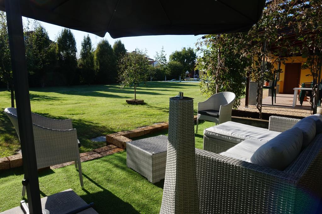 Residence Le Palme Torrazza Piemonte Zewnętrze zdjęcie