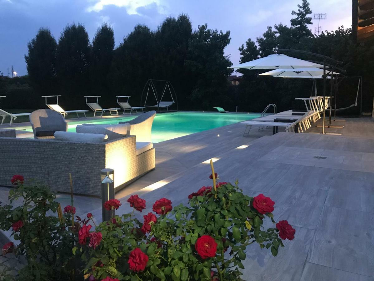 Residence Le Palme Torrazza Piemonte Zewnętrze zdjęcie