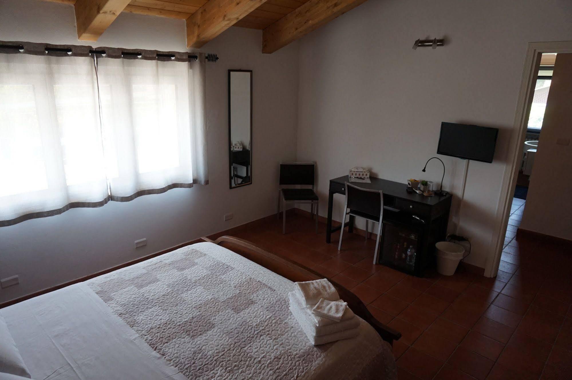 Residence Le Palme Torrazza Piemonte Zewnętrze zdjęcie